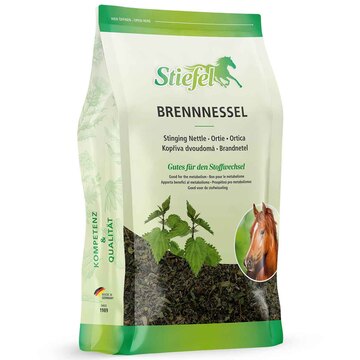 Stiefel Brennnessel geschnitten